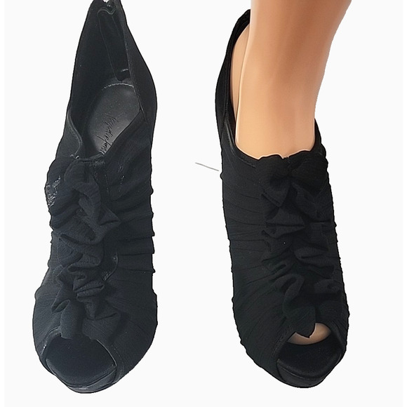 Jacqueline Ferrar Jovana Black Chiffon Ruffle Stilleto Shoes Sz 7.5 M - Picture 11 of 16